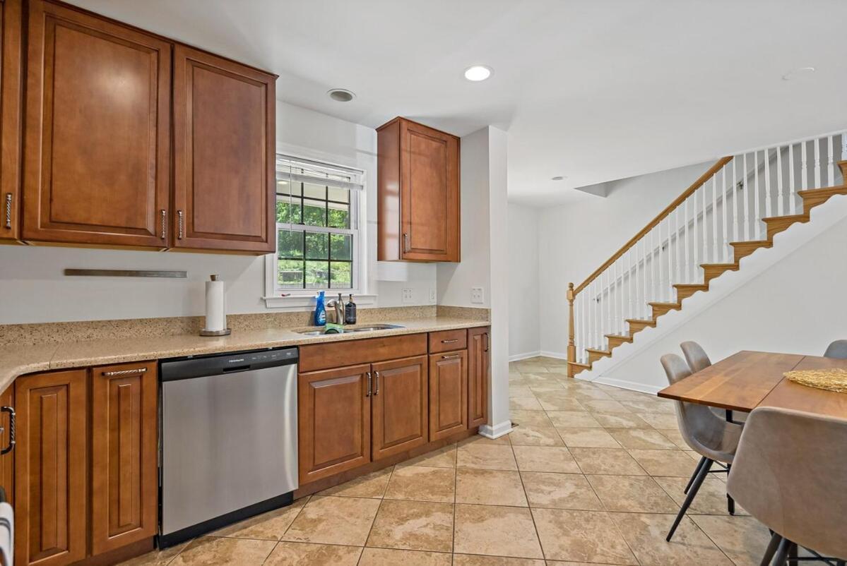 Havenly Homes Dmv Arlington Quarto foto