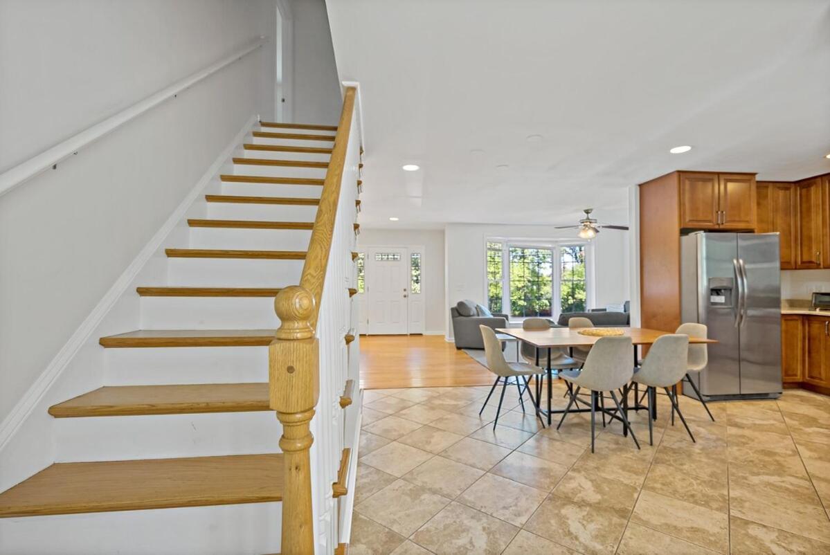 Havenly Homes Dmv Arlington Quarto foto