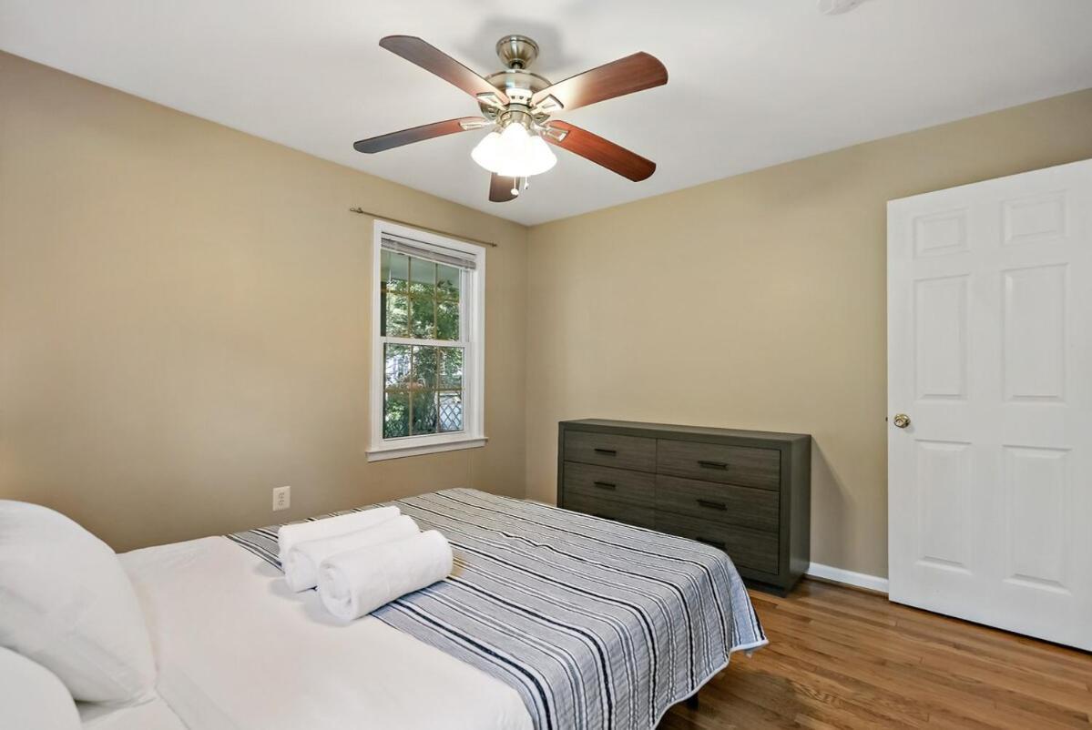 Havenly Homes Dmv Arlington Quarto foto